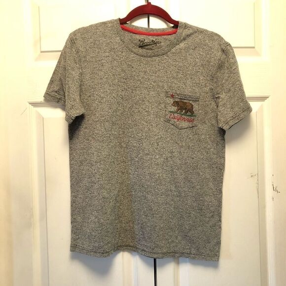 Brooklyn California Pocket T-Shirt - Picture 1 of 4